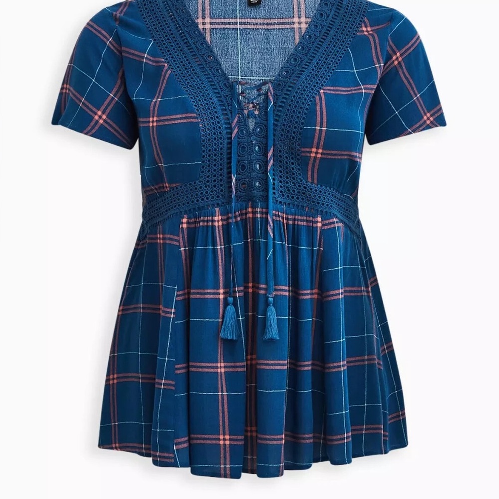 Size 0 Torrid Blue/Pink Plaid Short Sleeve Draw String Flowy Blouse